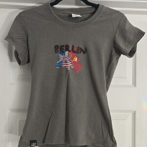 Army green Berlin Graphic T-Shirt